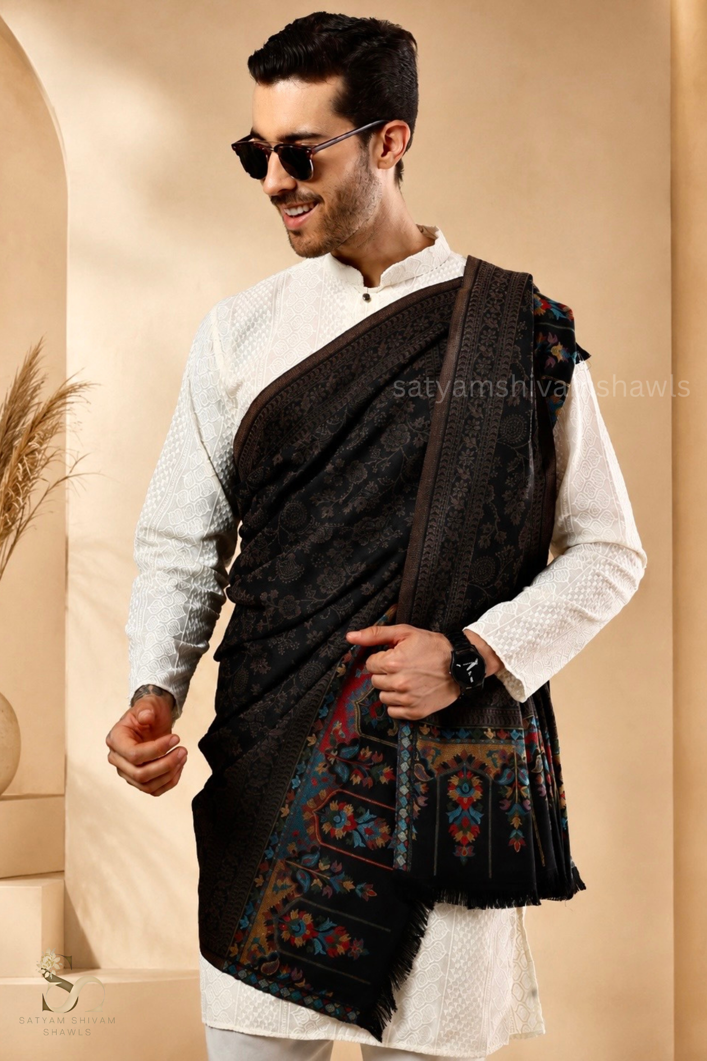 KASHIDA VINTAGE KANI WEAVED PALLA SHAWL,WARM AND SOFT,WARM BLACK COLOUR