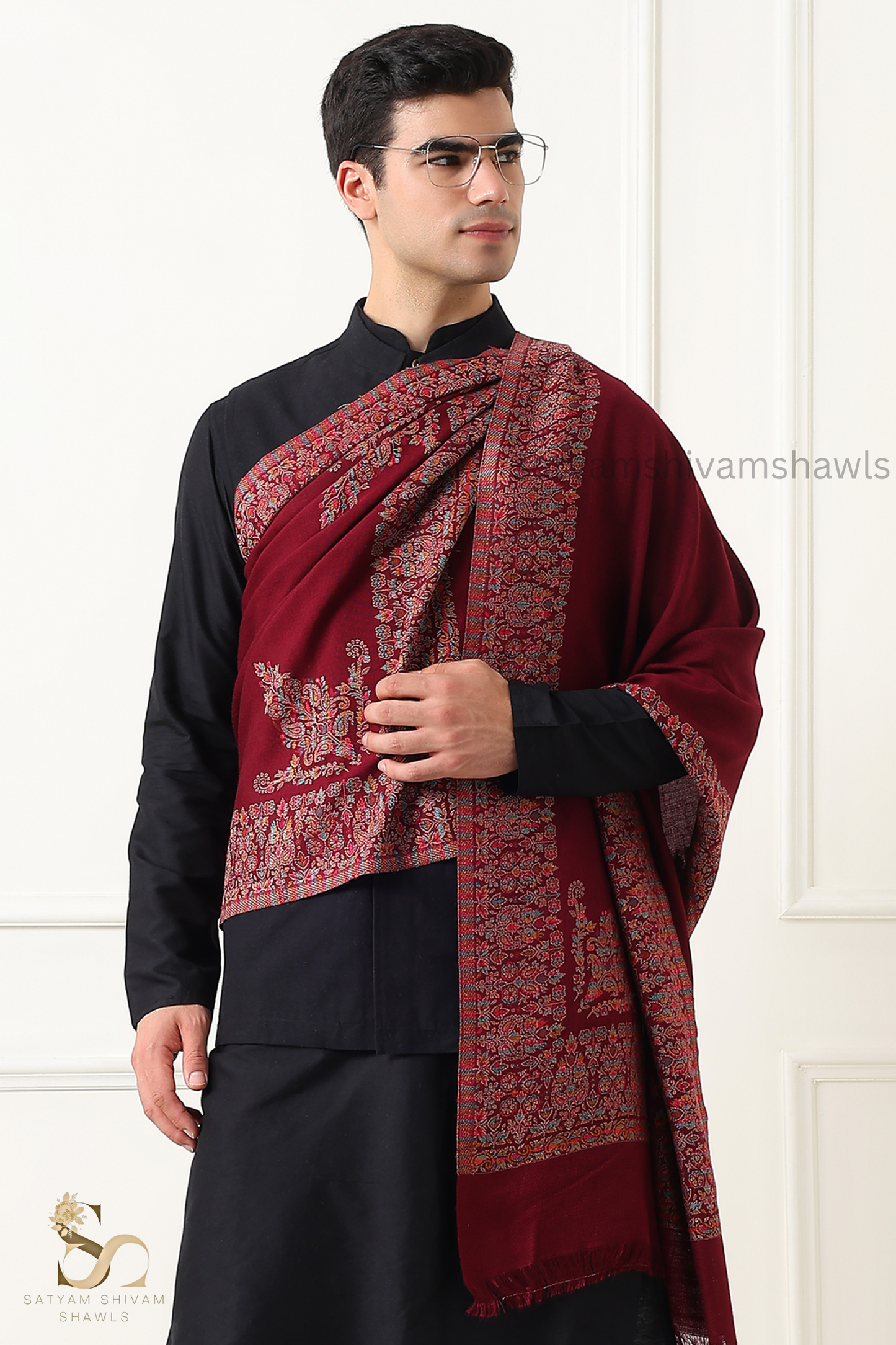 The heritage kunj pure wool border bloom kani weaved stole