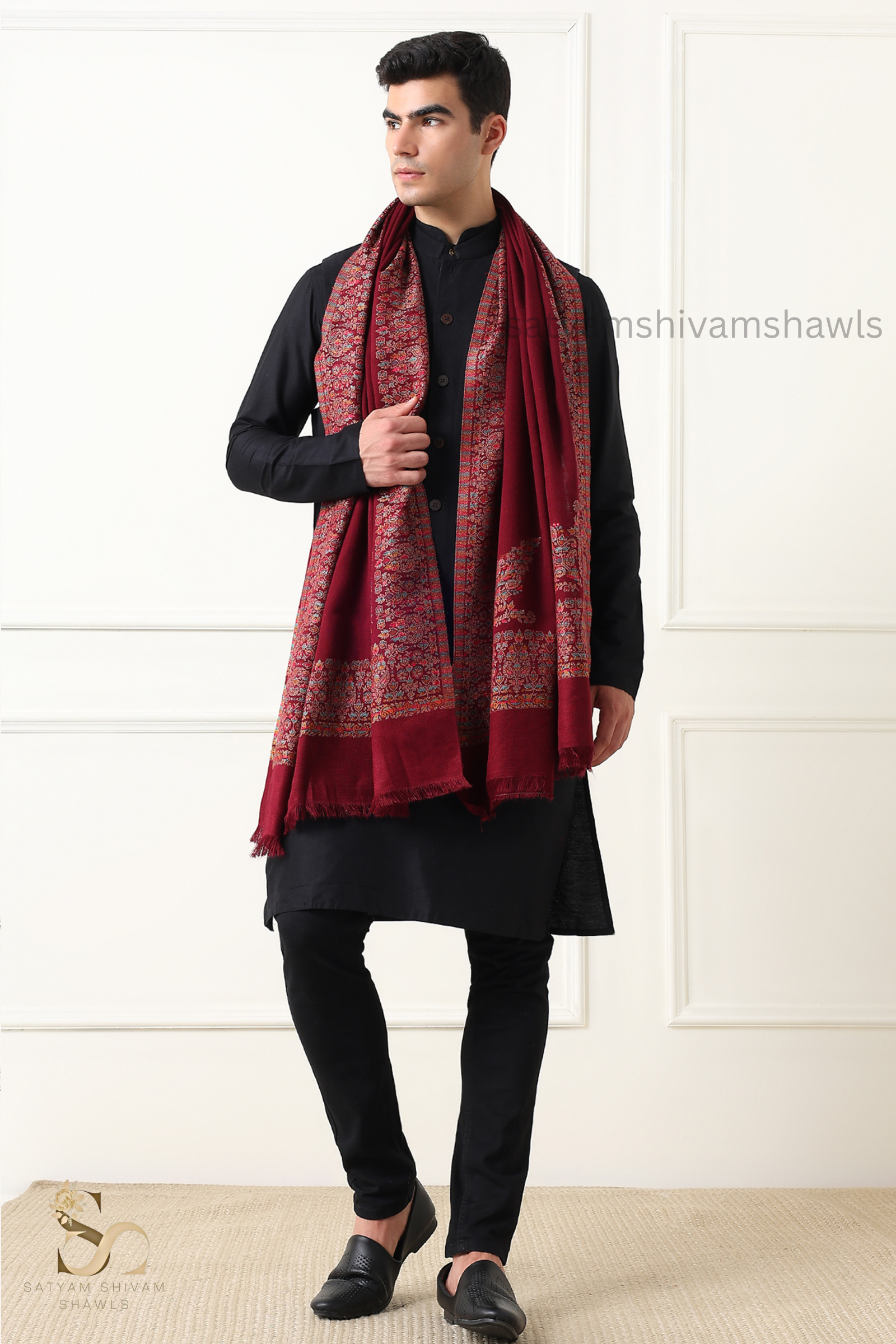 The heritage kunj pure wool border bloom kani weaved stole