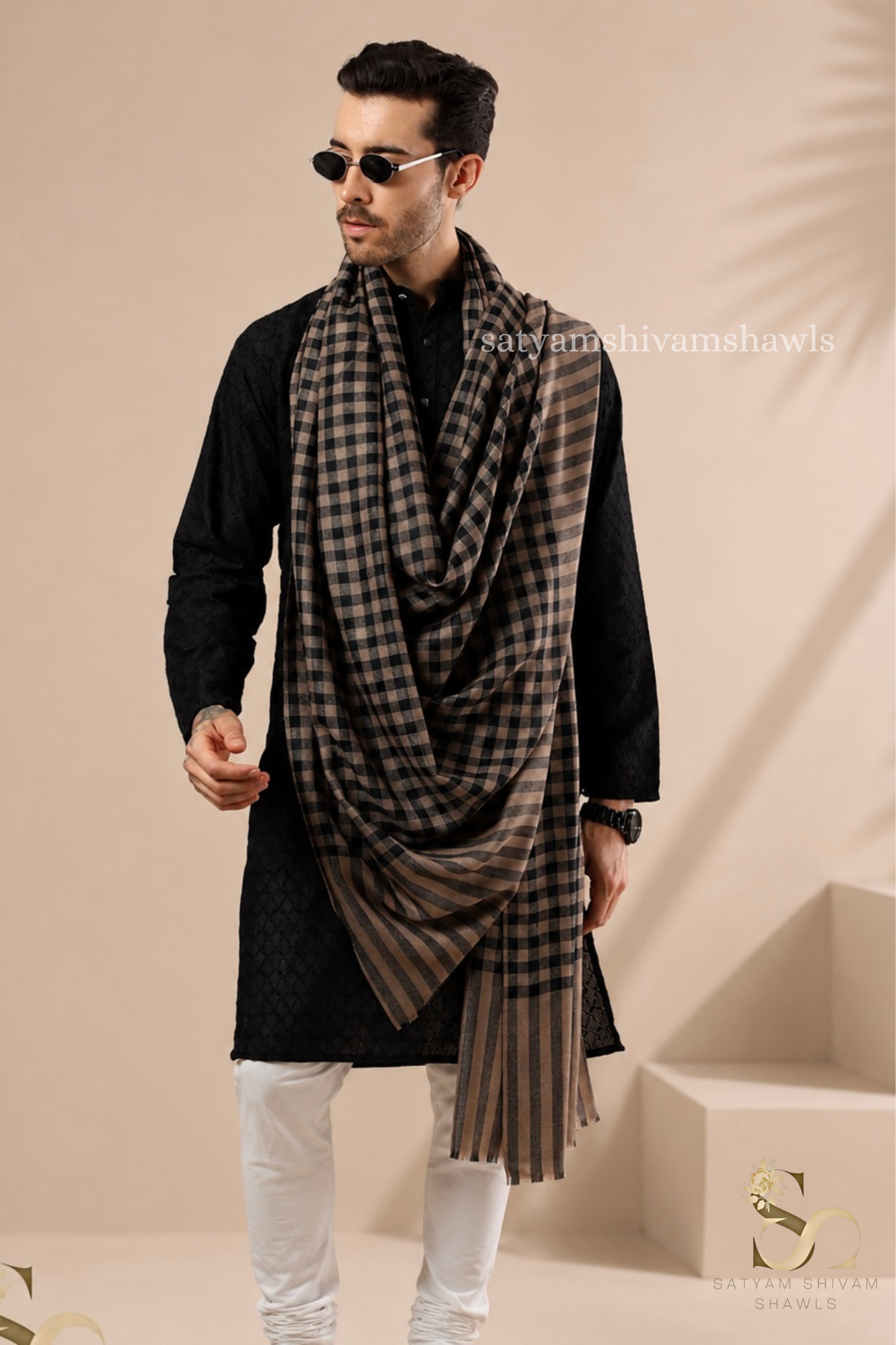 ROYAL LUXURY PASHMINA RING PASS GENTS LOHI MIST CHECK DESIGN ,BLACK TOOSH COMBINATION
