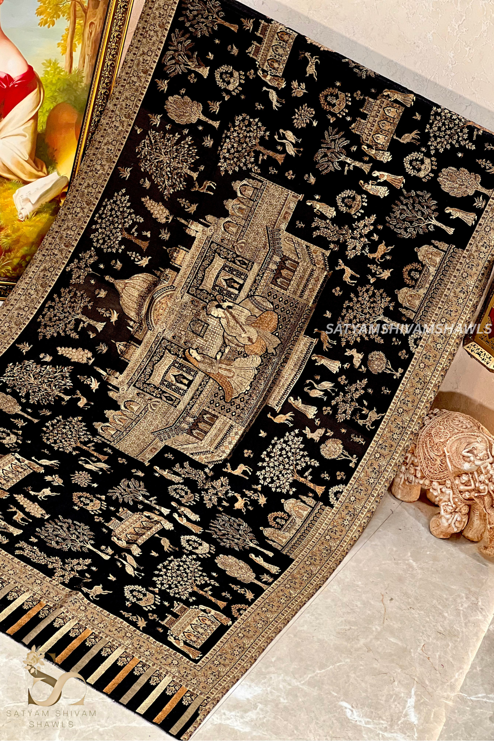 Golden Bloom Taj Mahal Shikar Desingn shawl