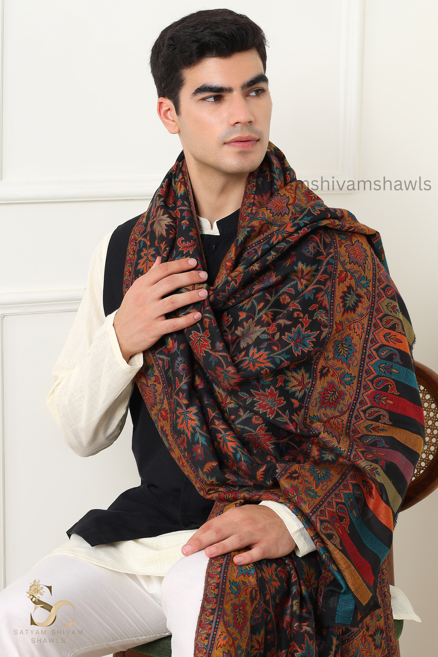 MENS ETHNIC KASHMIRI CHINAR DESIGN KANI  SHAWL, Light Weight, Soft And Warm, BLACK