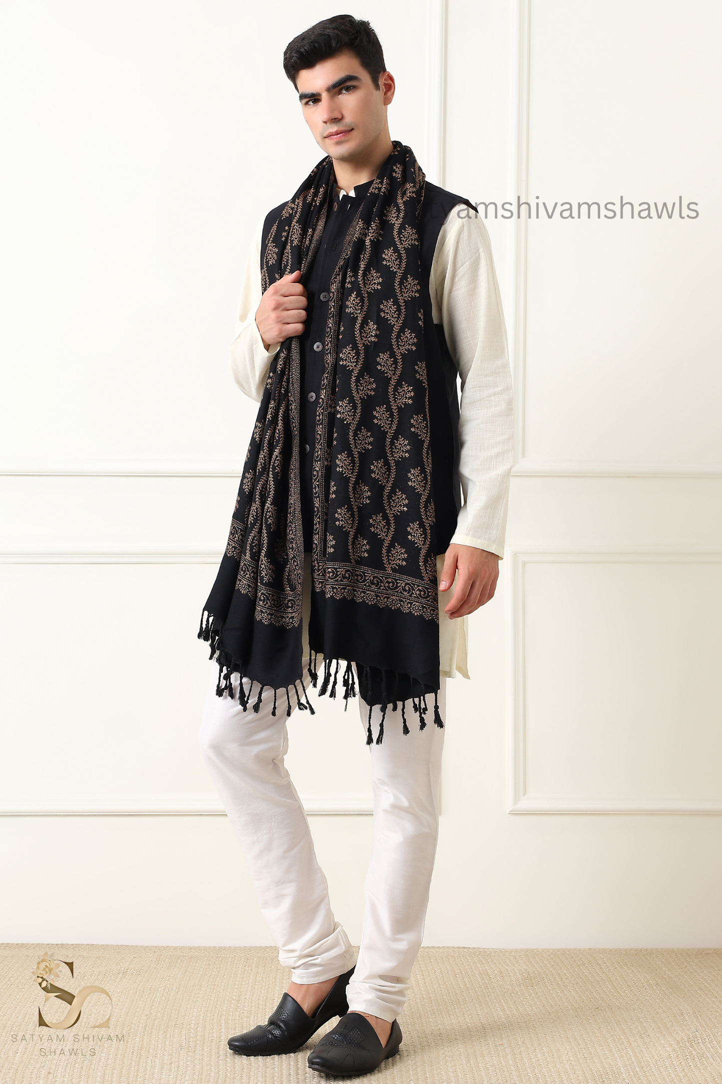 Mens pure wool zari weaved stole,black