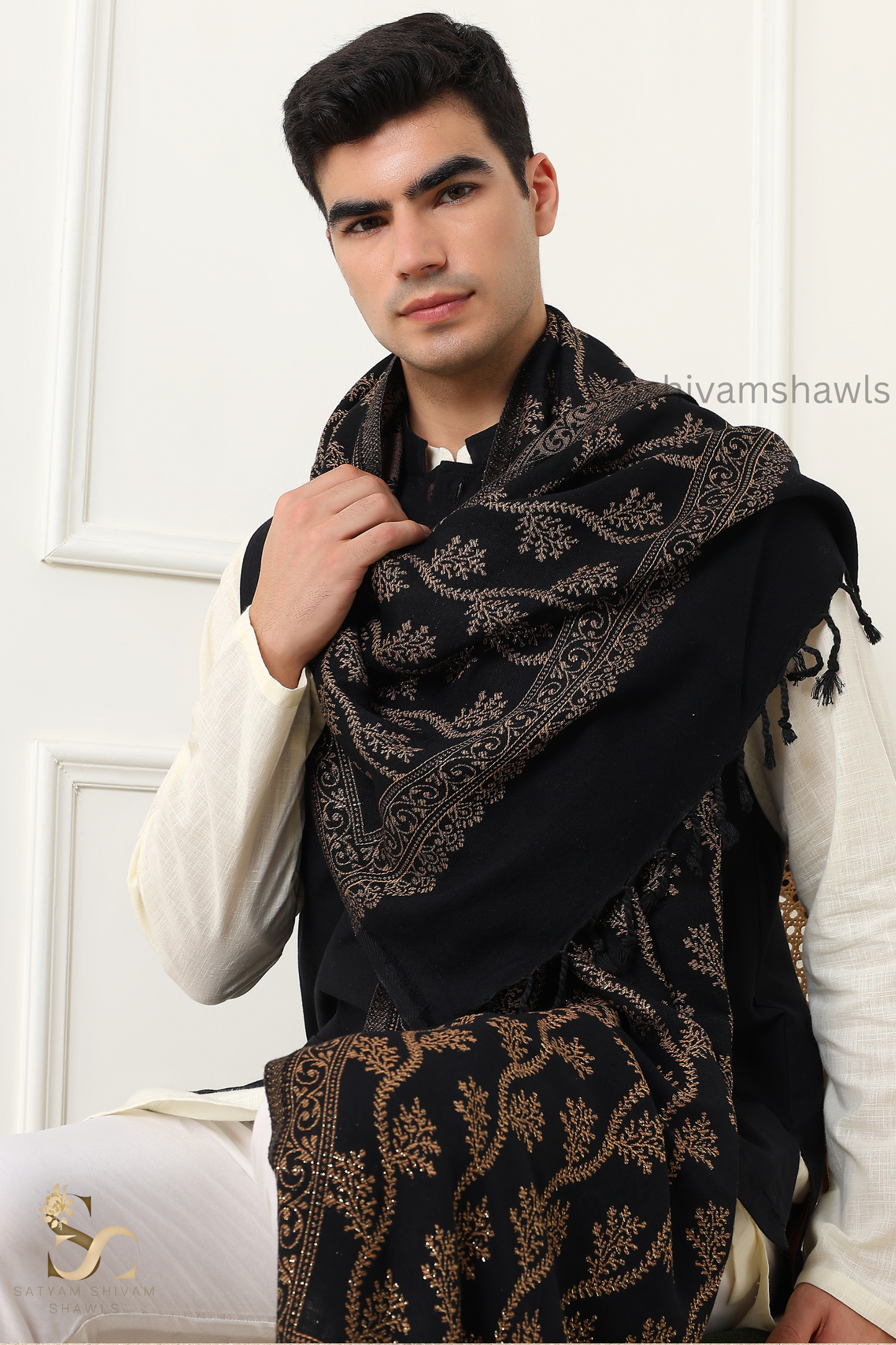 Mens pure wool zari weaved stole,black