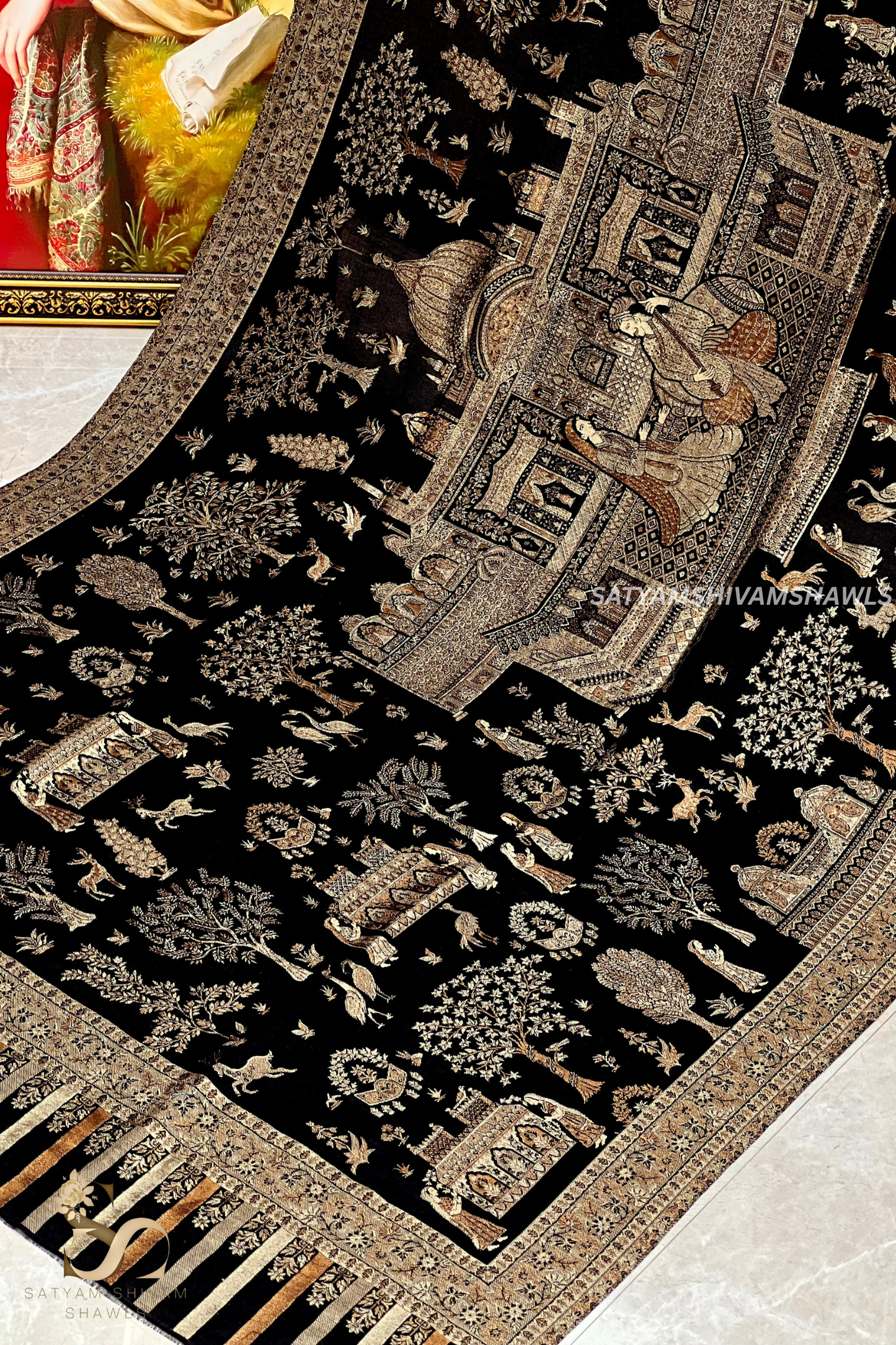 Golden Bloom Taj Mahal Shikar Desingn shawl