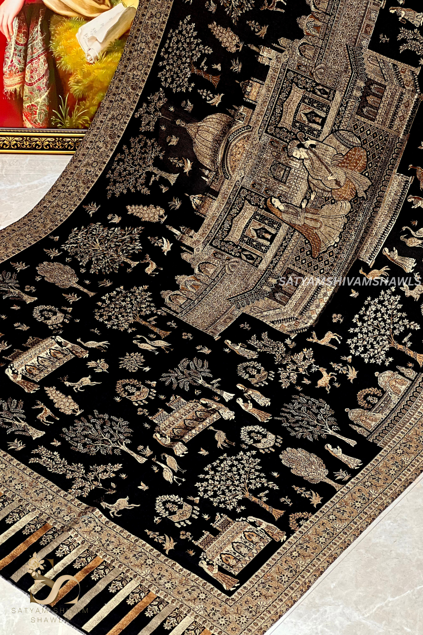 Golden Bloom Taj Mahal Shikar Desingn shawl
