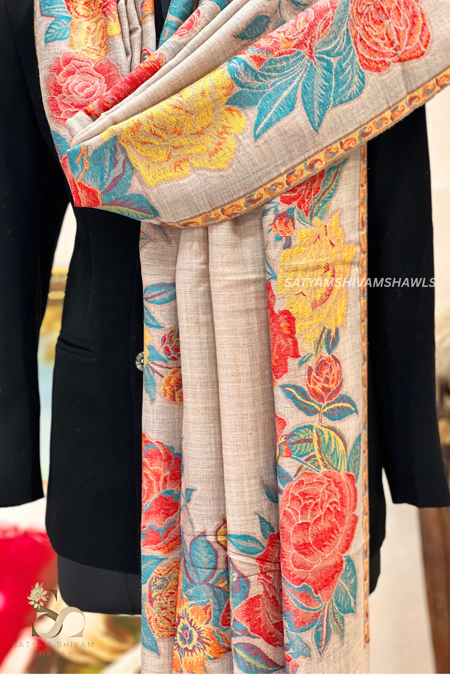 fine wool pashmina kani multi flower border design shawls