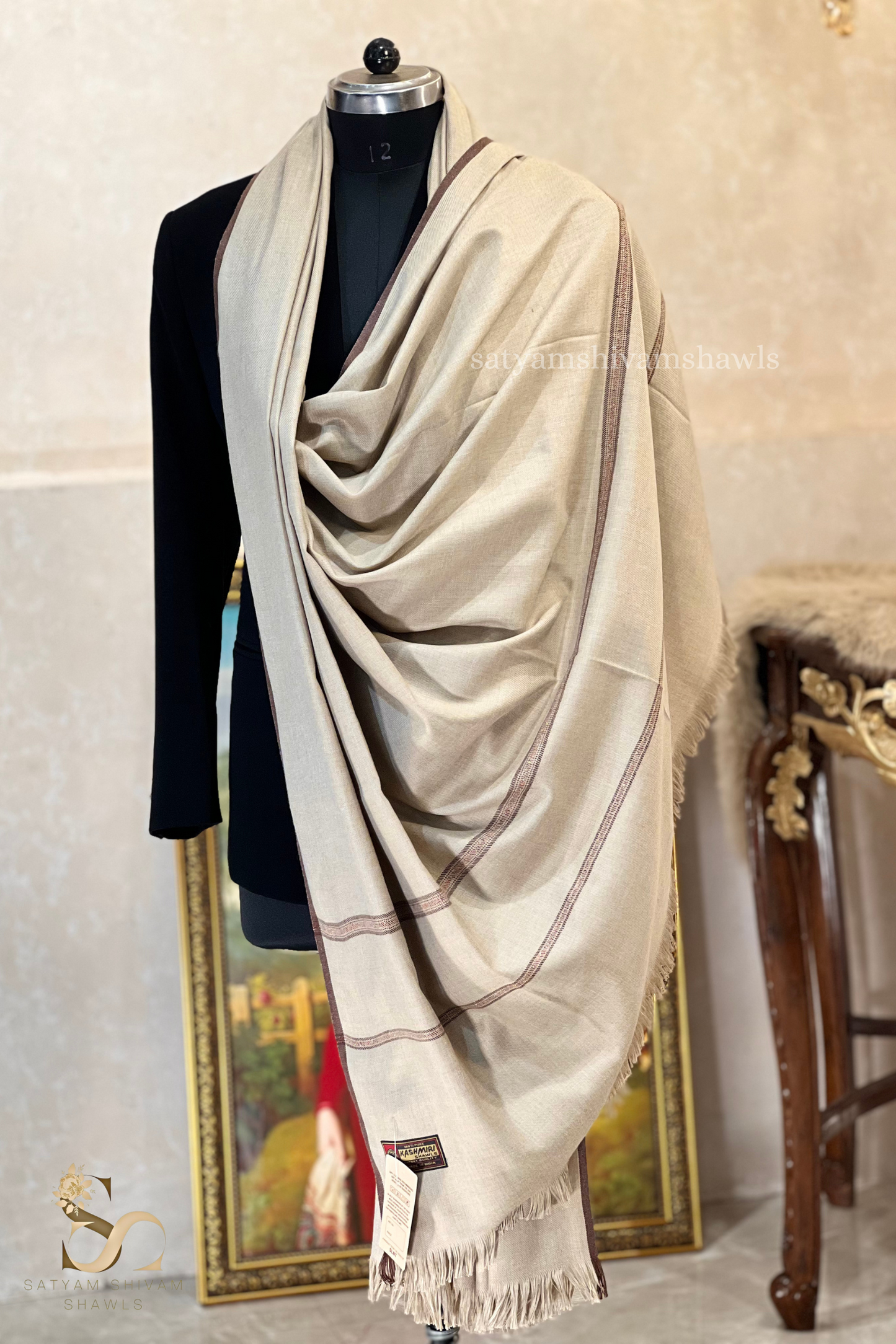 Mens Thick Shawl Gents Lohi Woven Kinauri Design, big size, light skin