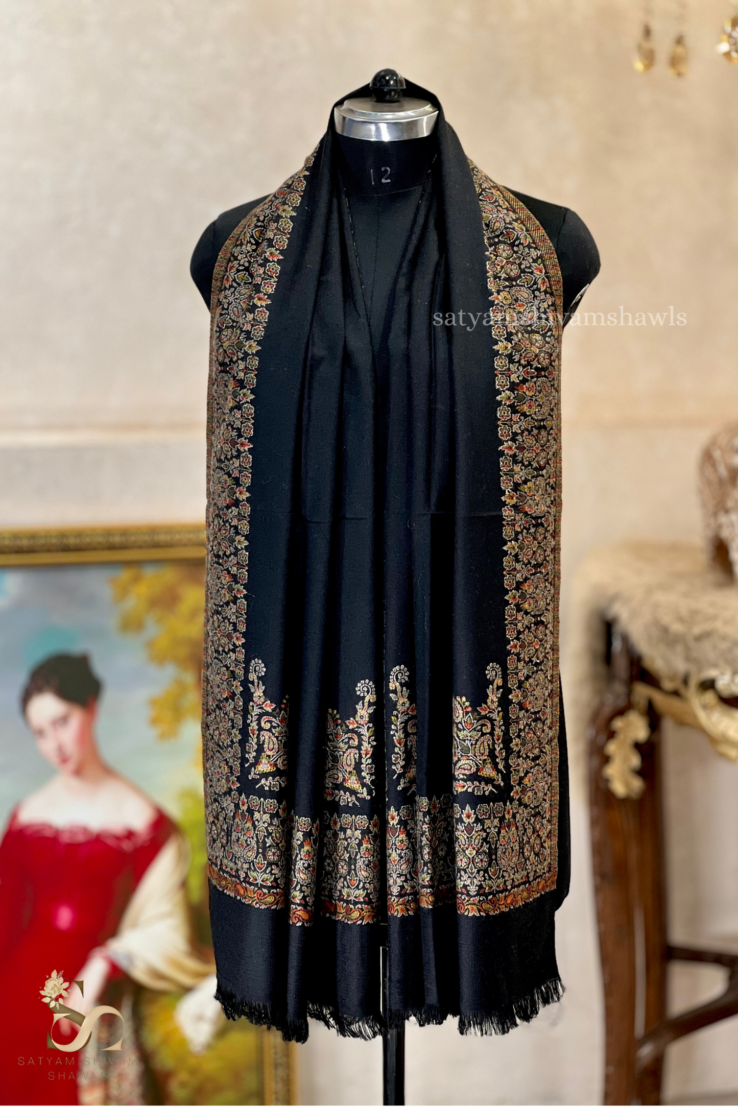 The heritage kunj pure wool border bloom kani weaved stole