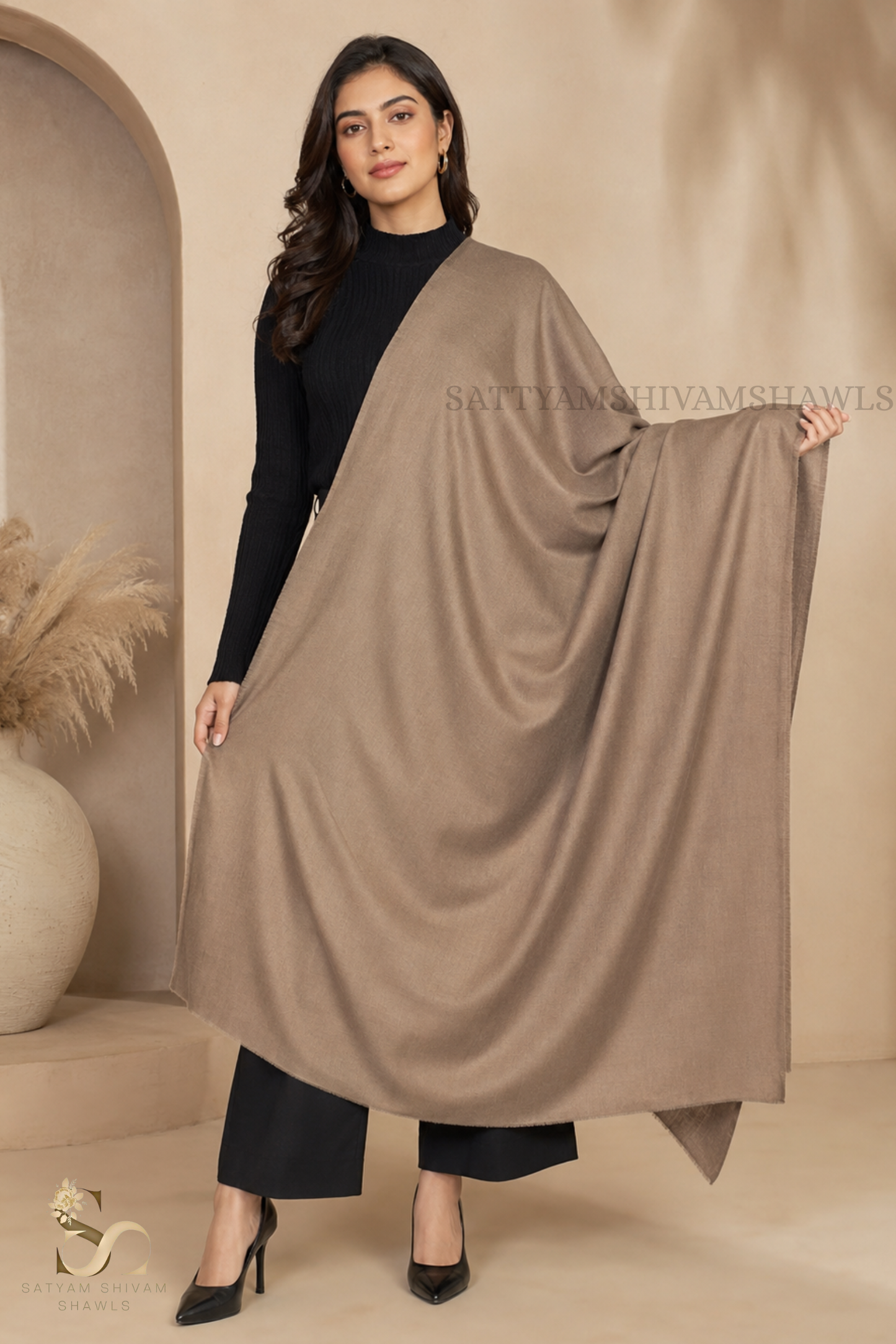 WOMENS PURE WOOL SHAWL ,SOLID PLAIN DESIGN,