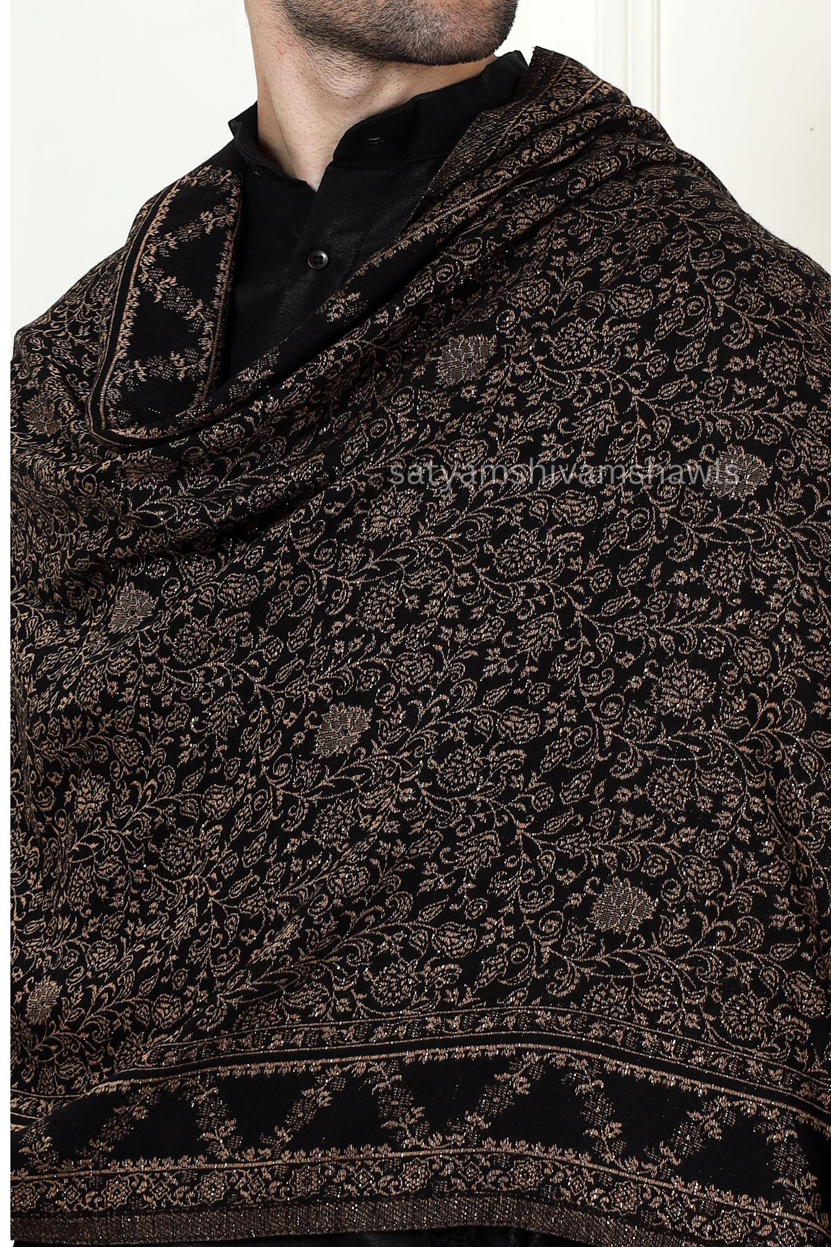 pure wool zari weaved stole,black