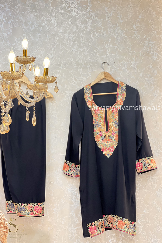 KASHMIRI NALKI  MULTI  EMROIDERY COAT SET BLACK  COLOUR