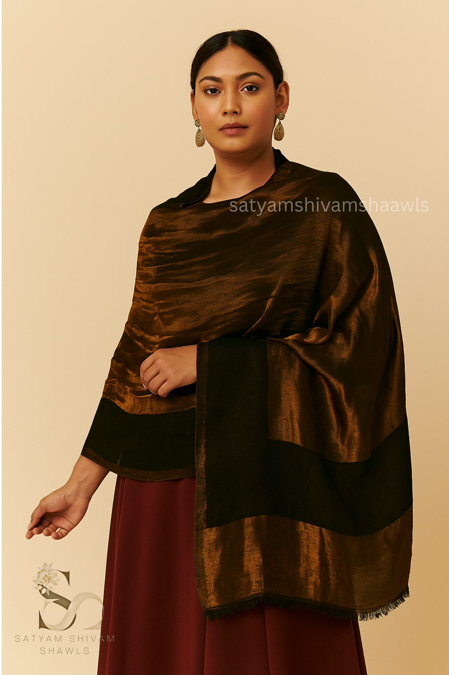Women reversible moonlight zari border fine wool Stole