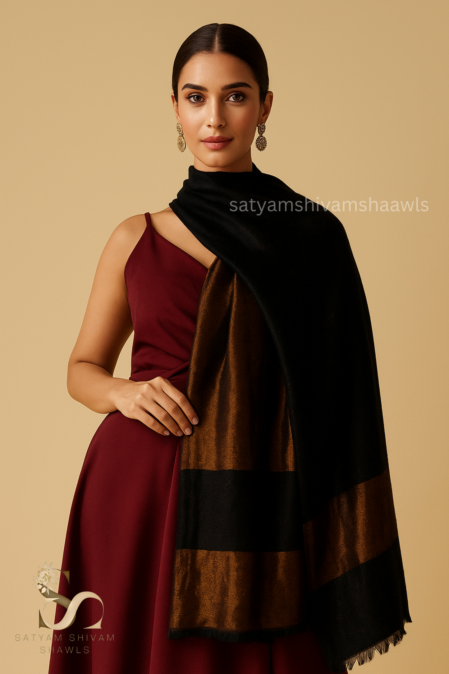 Women reversible moonlight zari border fine wool Stole